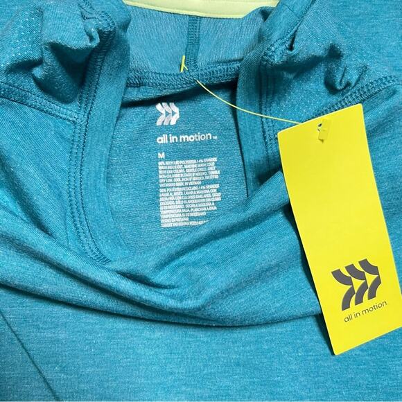 All In Motion Mens Blue Short Sleeve Running T Shirt NWT SZ M - Picture 3 of 4